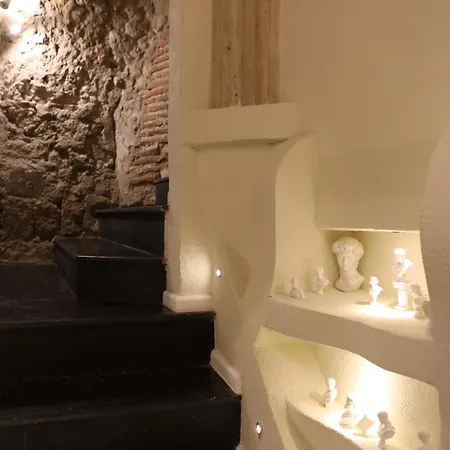 Apartament Odeon Neapolis Historic Luxury