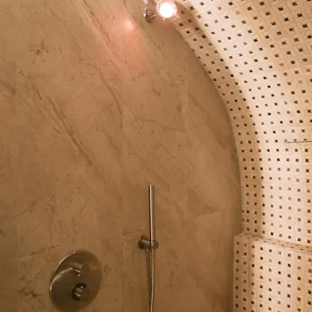Apartament Odeon Neapolis Historic Luxury *