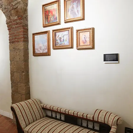 Odeon Neapolis Historic Luxury *
