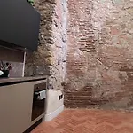 Apartment Odeon Neapolis Historic Luxury